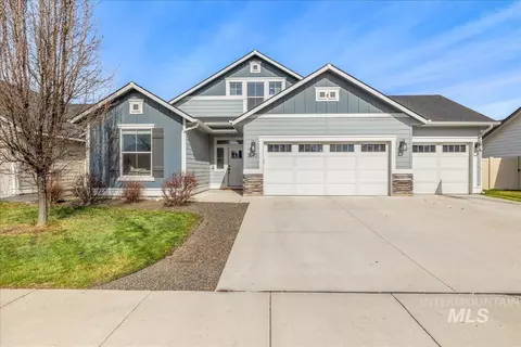 3090 W Silver River St, Meridian, ID 83646
