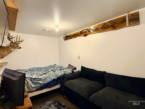 Bedroom - 335 N Pine St, Peck, ID 83545 photo 3 of 3