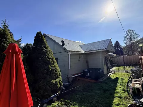 Exterior - 335 N Pine St, Peck, ID 83545 photo 10 of 13