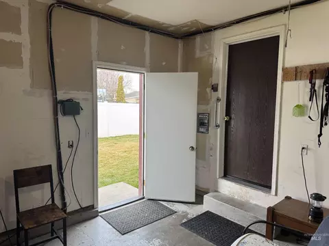 Entry Way - 1145 Utah St, Gooding, ID 83330 photo 3 of 3