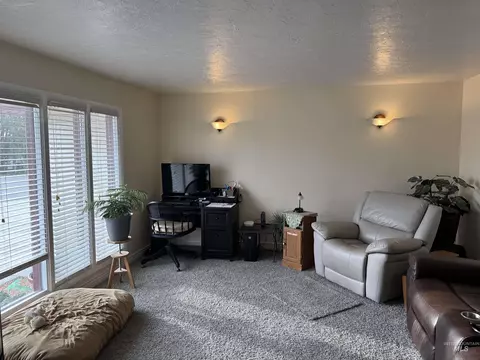 Living - 1145 Utah St, Gooding, ID 83330 photo 2 of 2