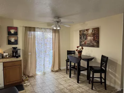 Dining - 1145 Utah St, Gooding, ID 83330 photo 1 of 1