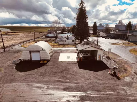 405 6th Ave, Nezperce, ID 83543