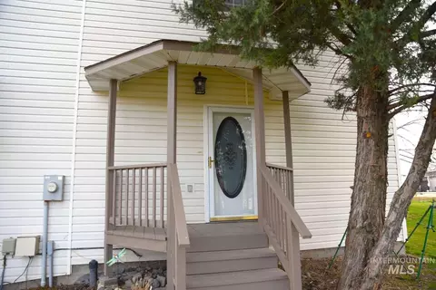 Exterior - 1065 Loafer Ln, Weiser, ID 83672 photo 1 of 3