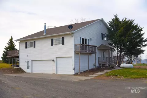 1065 Loafer Ln, Weiser, ID 83672