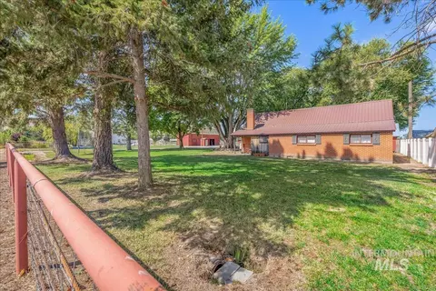 2525 S Johns Ave, Emmett, ID 83617