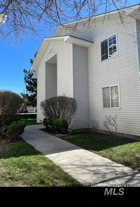 4794 N Fortune Ln, Boise, ID 83714