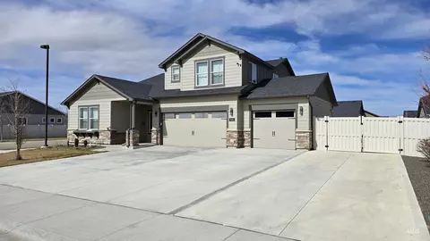 5682 Effra St, Nampa, ID 83687