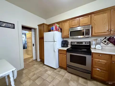 Kitchen - 710 Maple St, Kamiah, ID 83536 photo 2 of 3