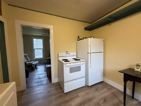 Kitchen - 710 Maple St, Kamiah, ID 83536 photo 3 of 3