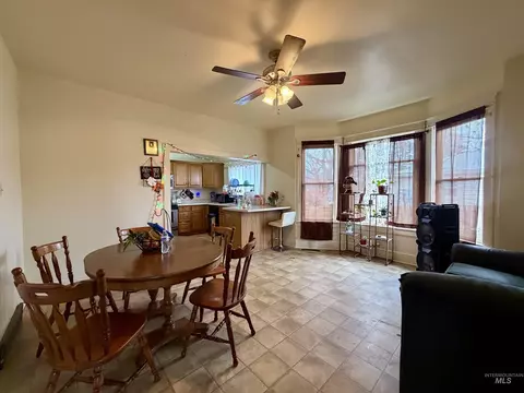 Dining - 710 Maple St, Kamiah, ID 83536 photo 1 of 1