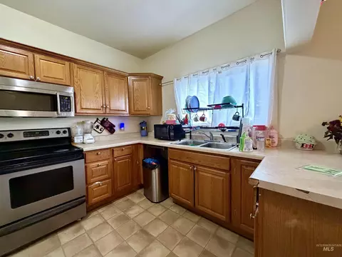 Kitchen - 710 Maple St, Kamiah, ID 83536 photo 1 of 3