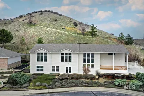 4266 N La Fontana Way, Boise, ID 83702