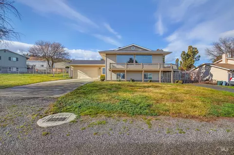 2770 Rainier St, Clarkston, WA 99403