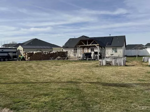 Exterior - 817 Owl Ct, Jerome, ID 83338 photo 10 of 11