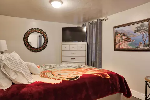 Bedroom - 305 N 3rd St, Mccall, ID 83638 photo 1 of 4