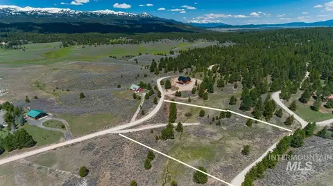 10342 Gamann Dr, Cascade, ID 83611 photo 9
