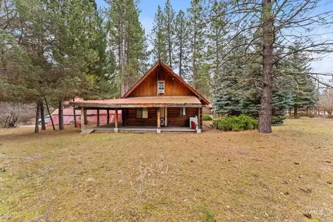 5 Scott Mountain Rd, Garden Valley, ID 83622