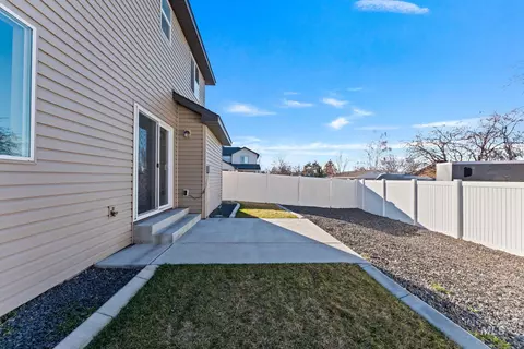 Exterior - 816 Jack Ave, Jerome, ID 83338 photo 2 of 5