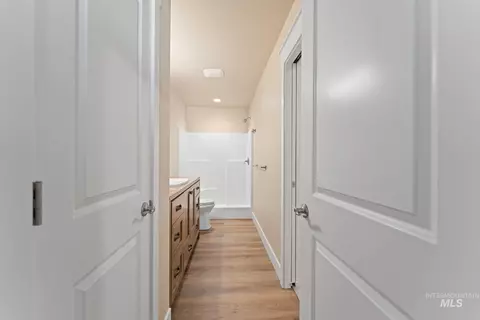Entry Way - 812 Jack Ave, Jerome, ID 83338 photo 3 of 4