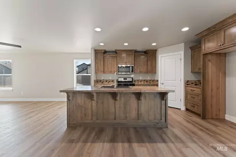 Kitchen - 812 Jack Ave, Jerome, ID 83338 photo 1 of 3