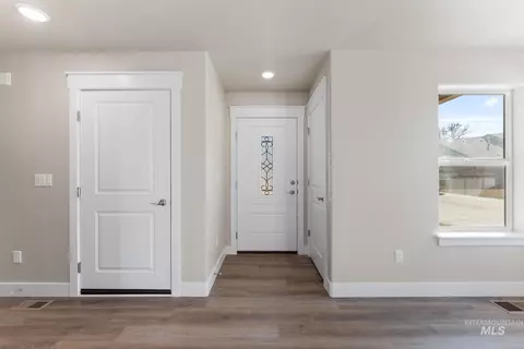 Entry Way - 812 Jack Ave, Jerome, ID 83338 photo 1 of 4