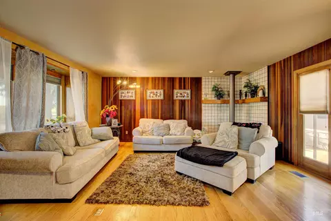 Living - 150 E Hubbard, Kuna, ID 83634 photo 6 of 7