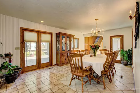 Dining - 150 E Hubbard, Kuna, ID 83634 photo 1 of 4