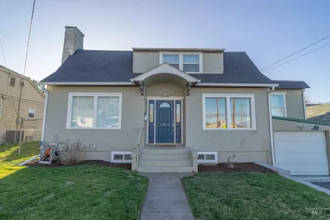 1212 14th St, Lewiston, ID 83501