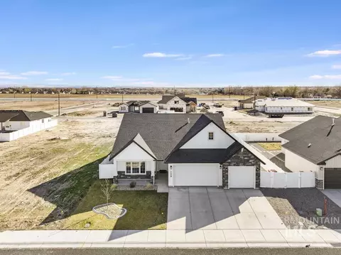 1229 Crestview Dr, Twin Falls, ID 83301
