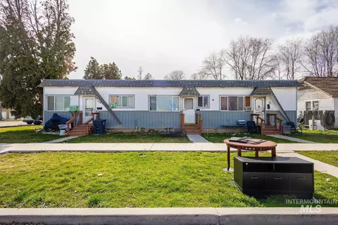 316 Fillmore St, Caldwell, ID 83605