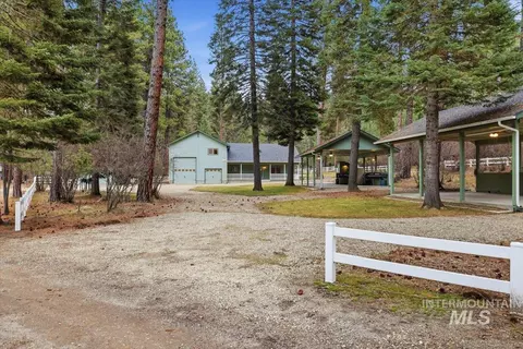 115 Bunch Dr, Garden Valley, ID 83622