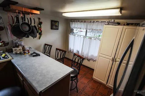 Kitchen - 712 Hill St, Kamiah, ID 83536 photo 4 of 5
