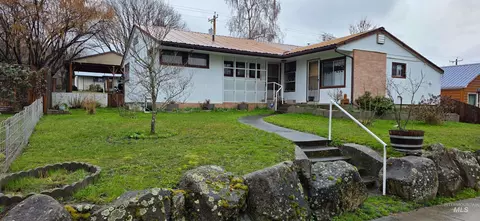 Exterior - 712 Hill St, Kamiah, ID 83536 photo 11 of 13