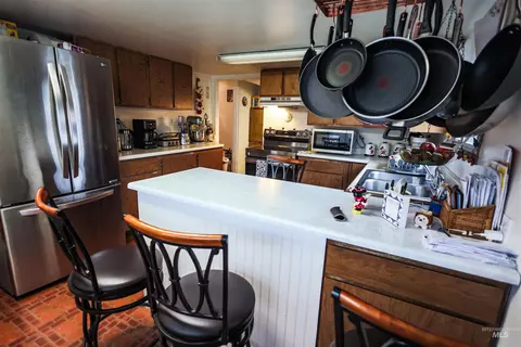 Kitchen - 712 Hill St, Kamiah, ID 83536 photo 2 of 5