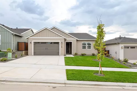 893 W Bay St, Middleton, ID 83644
