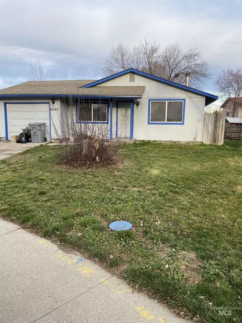 8605 W Dewitt Ct, Boise, ID 83704