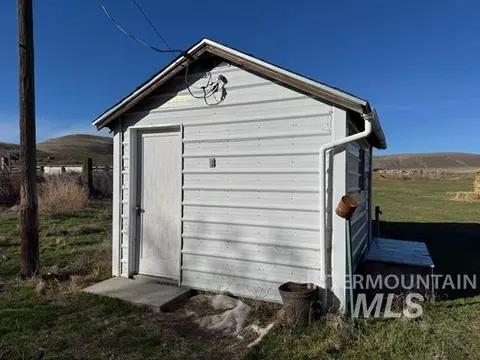 Exterior - 2580 Schweizer Rd, Nyssa, OR 97913 photo 10 of 22