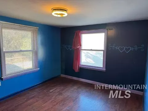 Bedroom - 2580 Schweizer Rd, Nyssa, OR 97913 photo 1 of 2