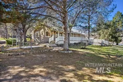 1152 Hidden Lake Ln, Buhl, ID 83316