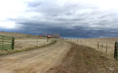 1824 Dutch Flat Rd, Midvale, ID 83645