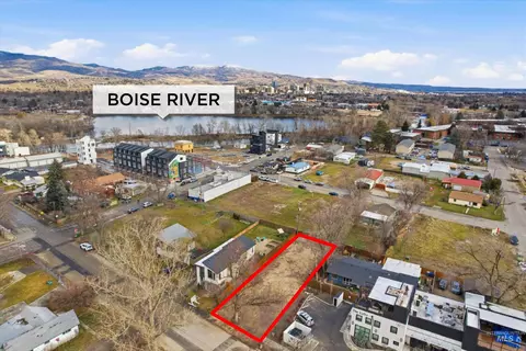 205 E 35th St, Garden City, ID 83714
