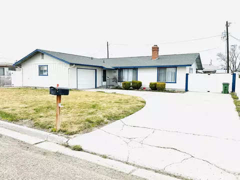 1111 W D St, Vale, OR 97914