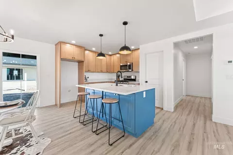 Kitchen - 1330 19th Ave E, Jerome, ID 83338 photo 1 of 7