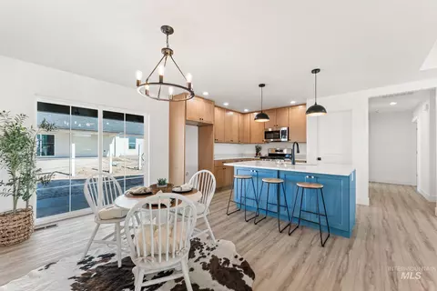 Dining - 1330 19th Ave E, Jerome, ID 83338 photo 3 of 3
