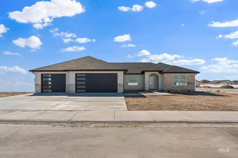 1325 20th Ave E, Jerome, ID 83338