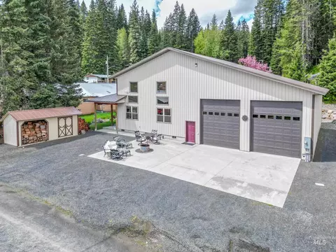 110 S 3rd Ave, Pierce, ID 83546