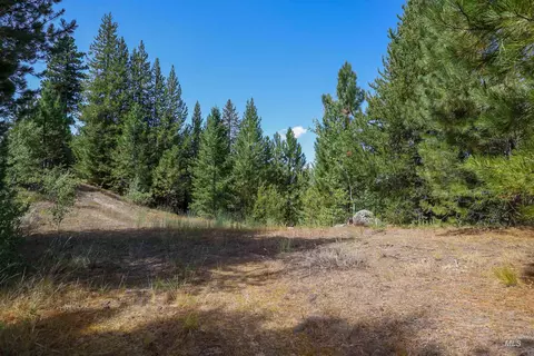 47 Coit Dr, Cascade, ID 83611 photo 6