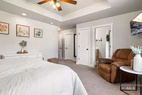 Bedroom - 744 Midnight Sun Loop, Twin Falls, ID 83301 photo 2 of 9