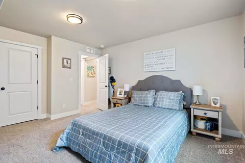 Bedroom - 744 Midnight Sun Loop, Twin Falls, ID 83301 photo 9 of 9